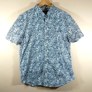 Classic Fit Button Down